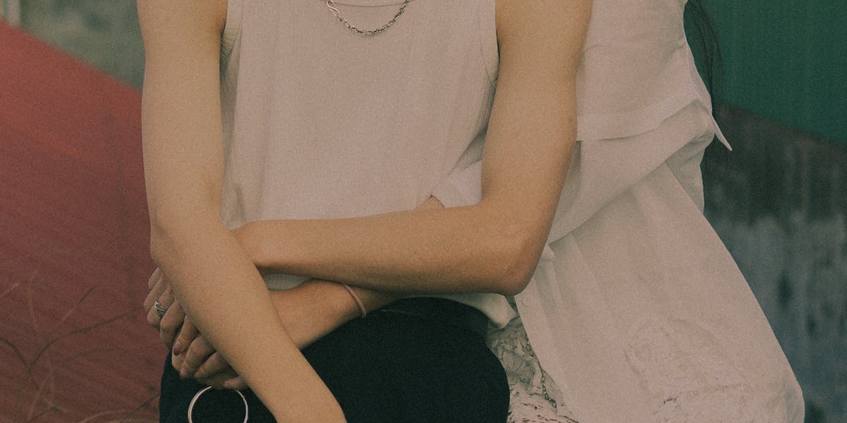 Tendências atuais de estilo retrô na moda